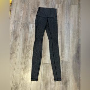 Black and white chevron lulu leggings